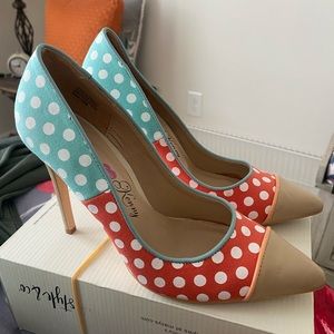 Cute dotted heels!